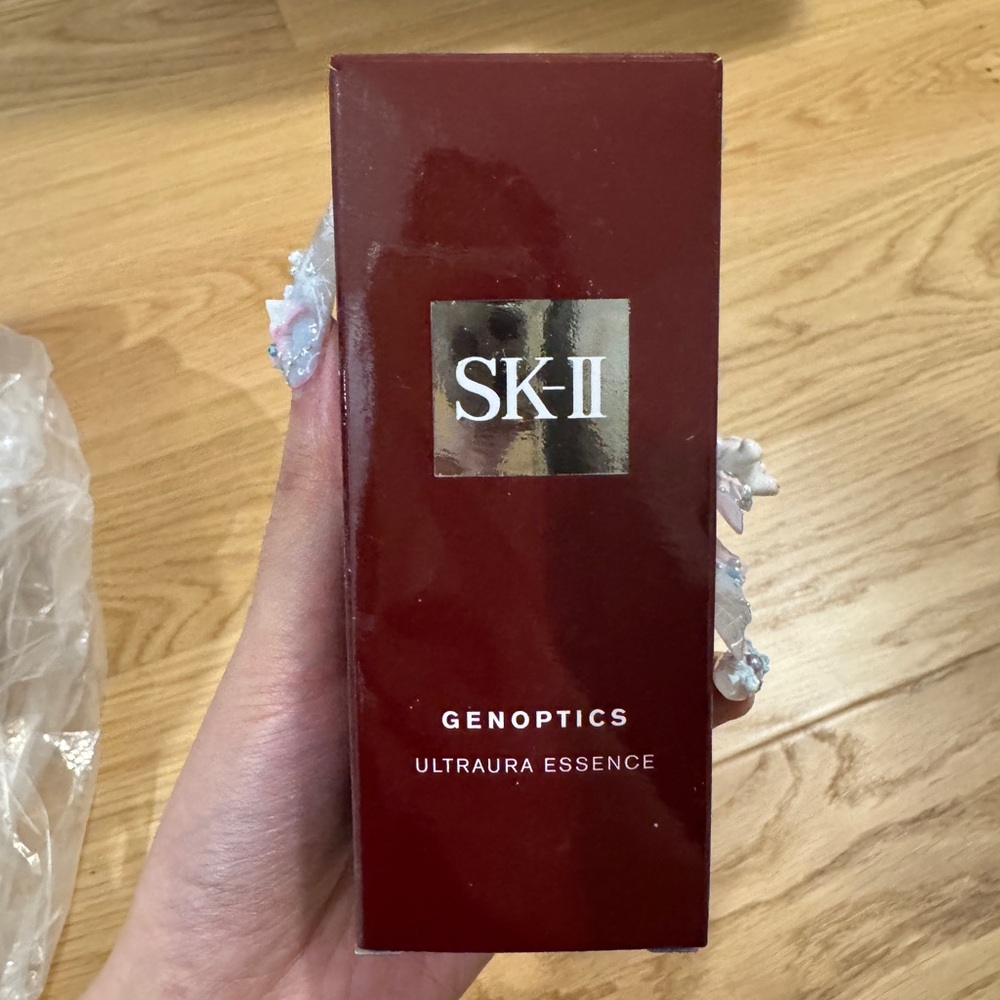 Sk-II Genoptics Ultraura Essence